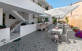 Mini Hotel